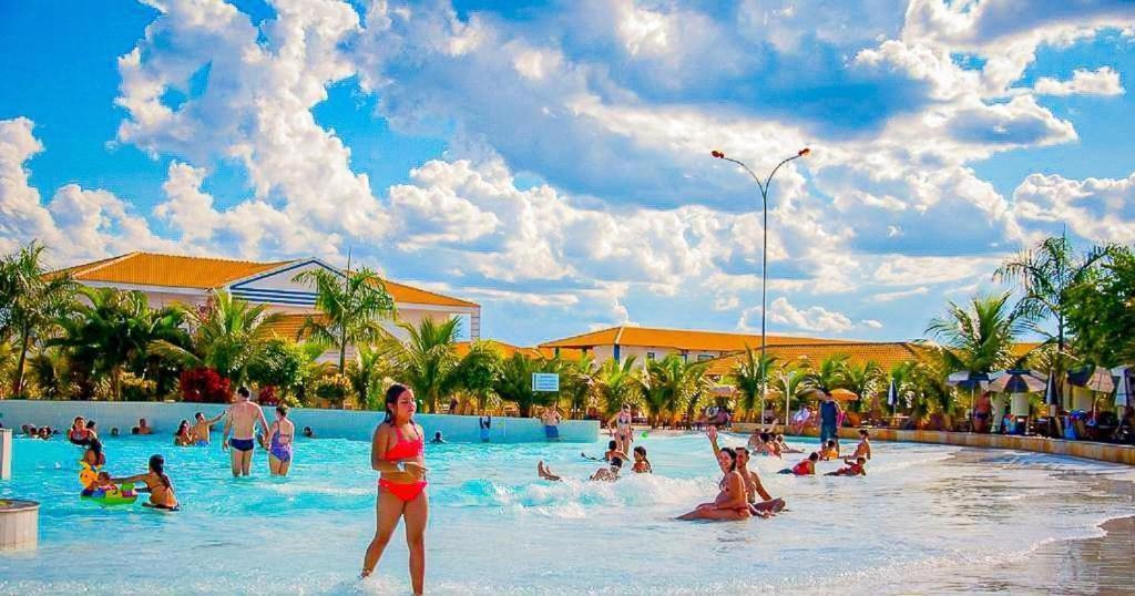 L'Acqua Diroma - Suites Confortaveis - Diversao Garantida - Piscina De Ondas Exclusiva Caldas Novas Kültér fotó